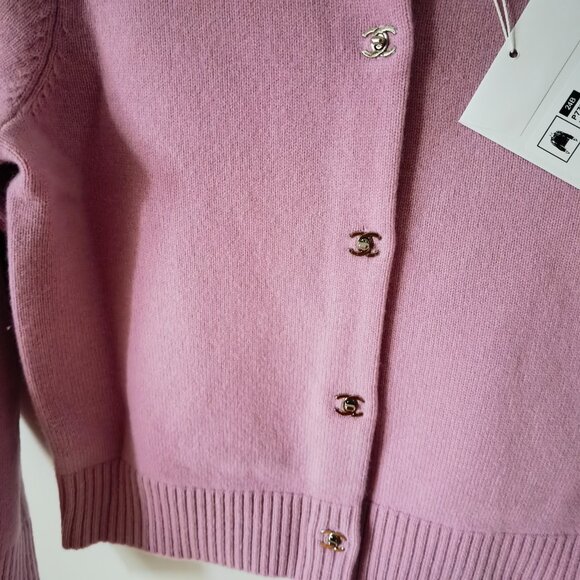 NEW Chanel Pink Cashmere Wool Cardigan - Picture 9 of 14